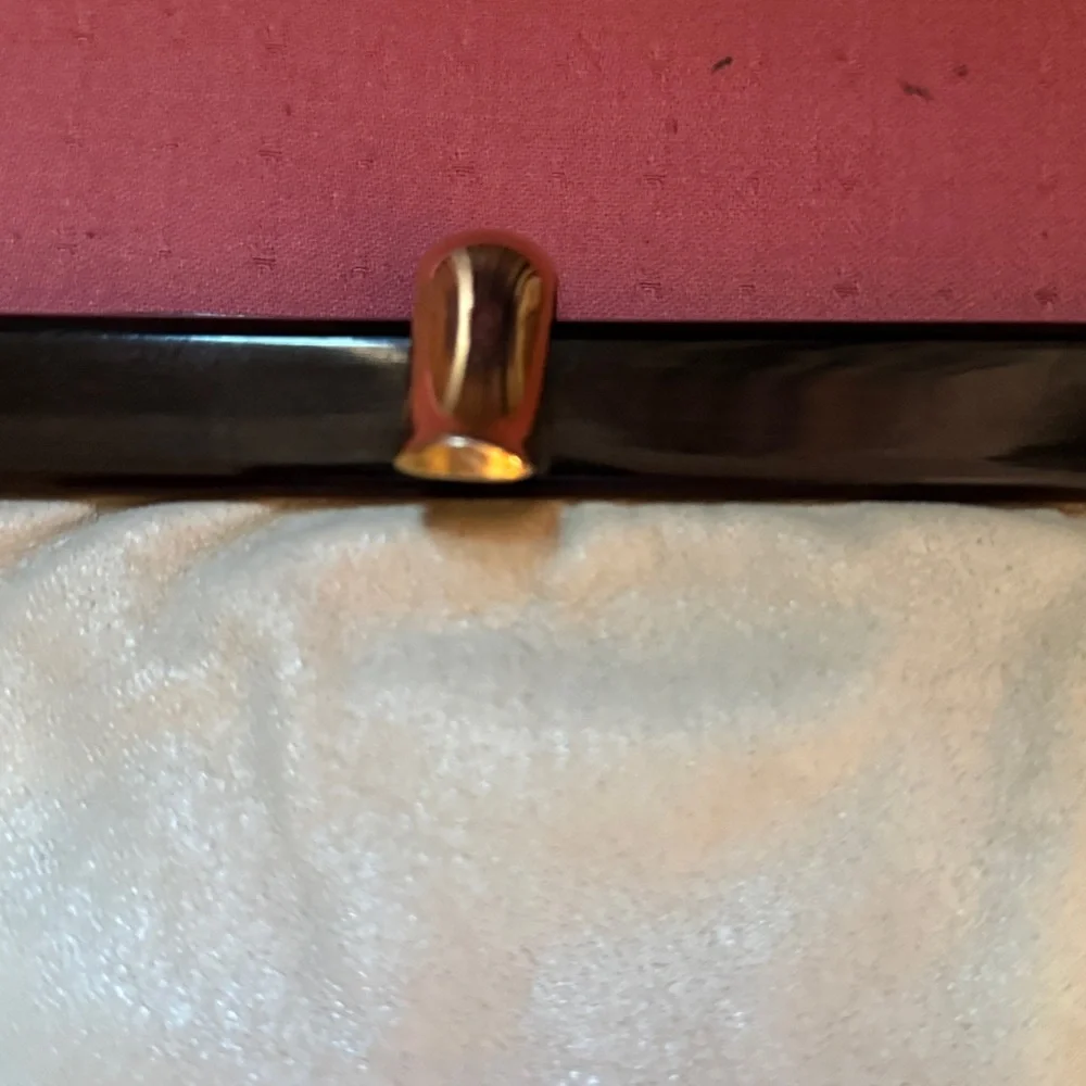 Made in Italy Expressly for Macy’s‎ Beige Leather Clutch Quiet Luxury